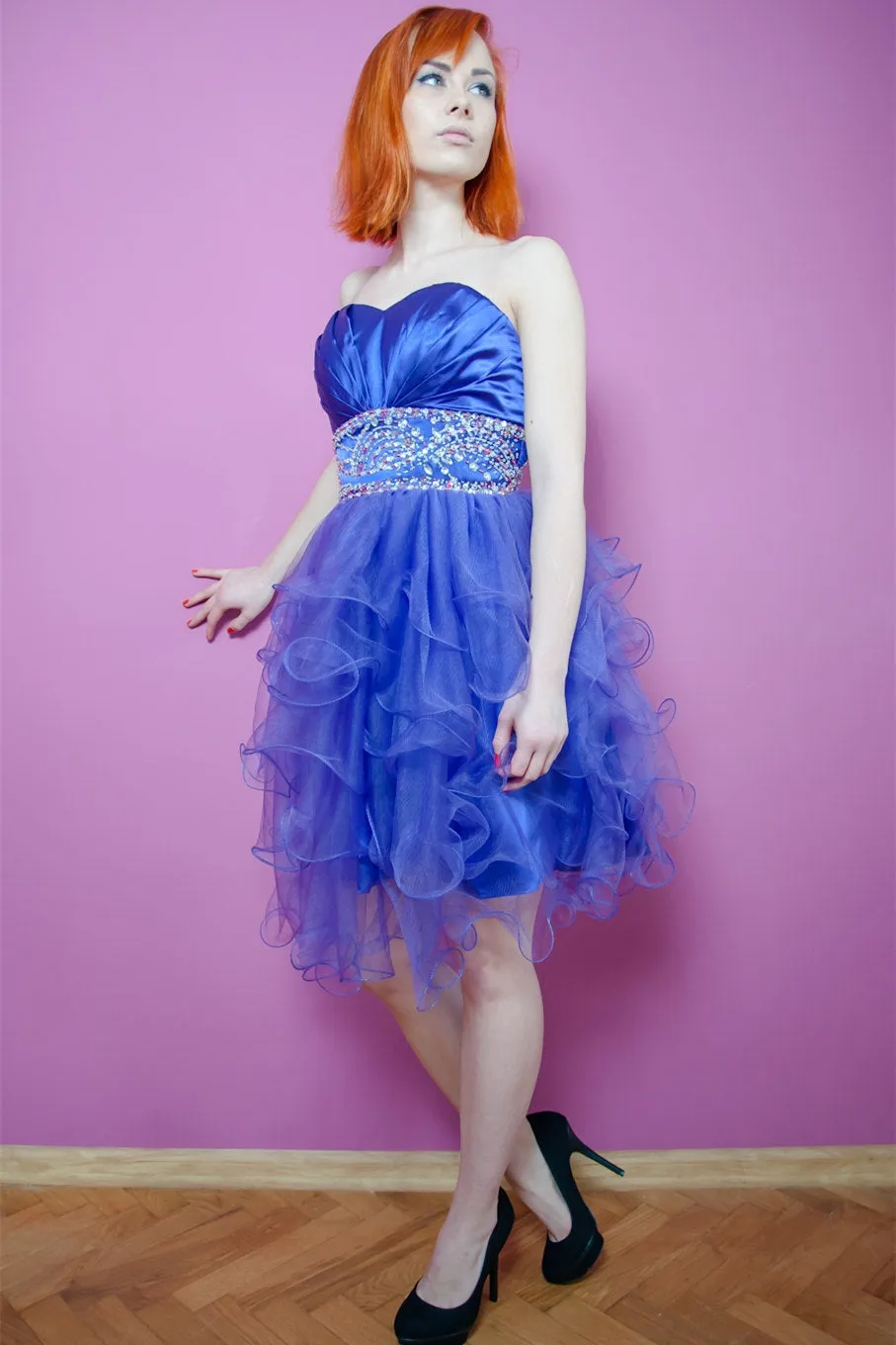 A-line Sweetheart Knee Length Tulle Beaded Backless Homecoming Dress