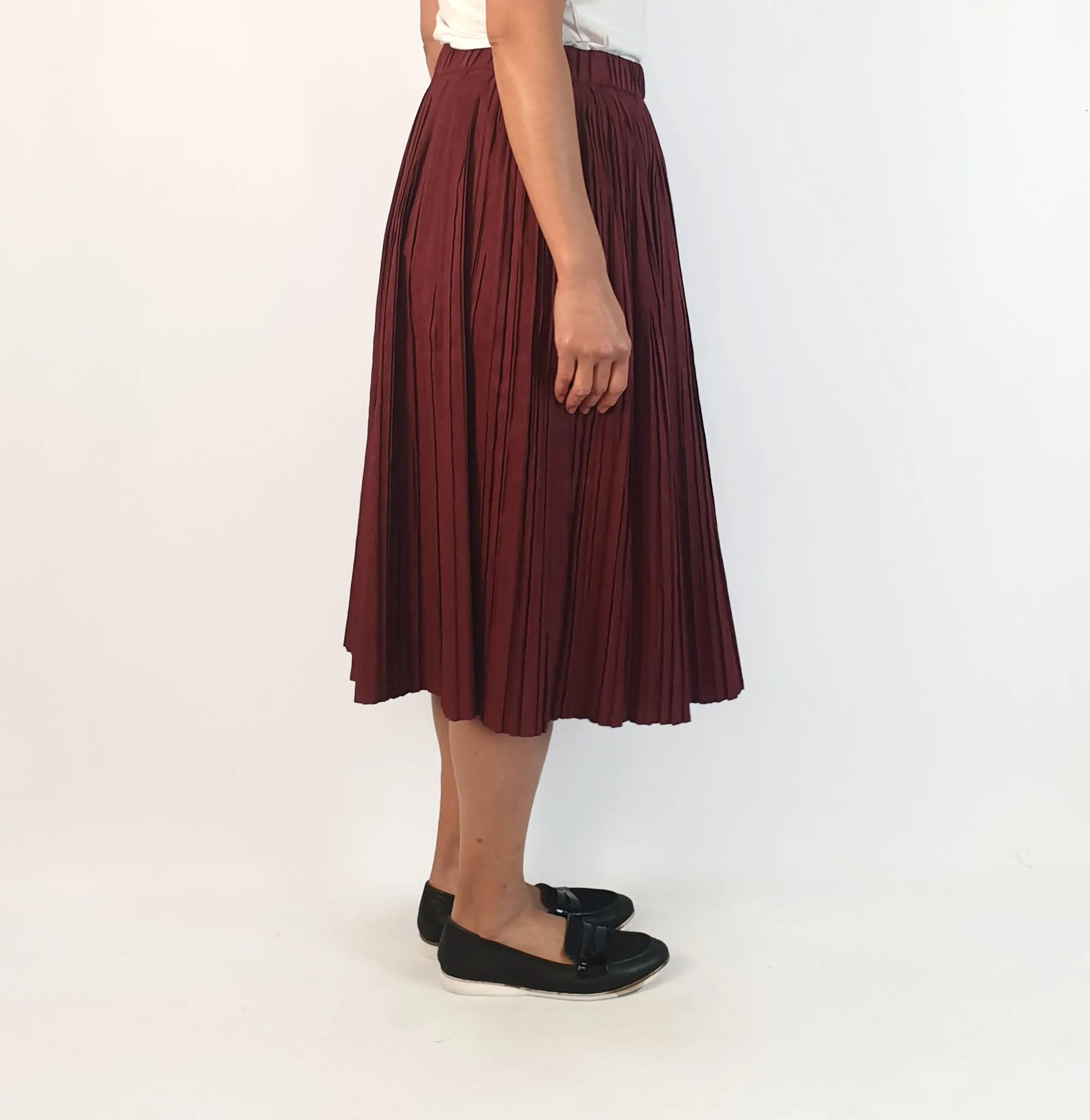 Gorman red pleated midi skirt size 10