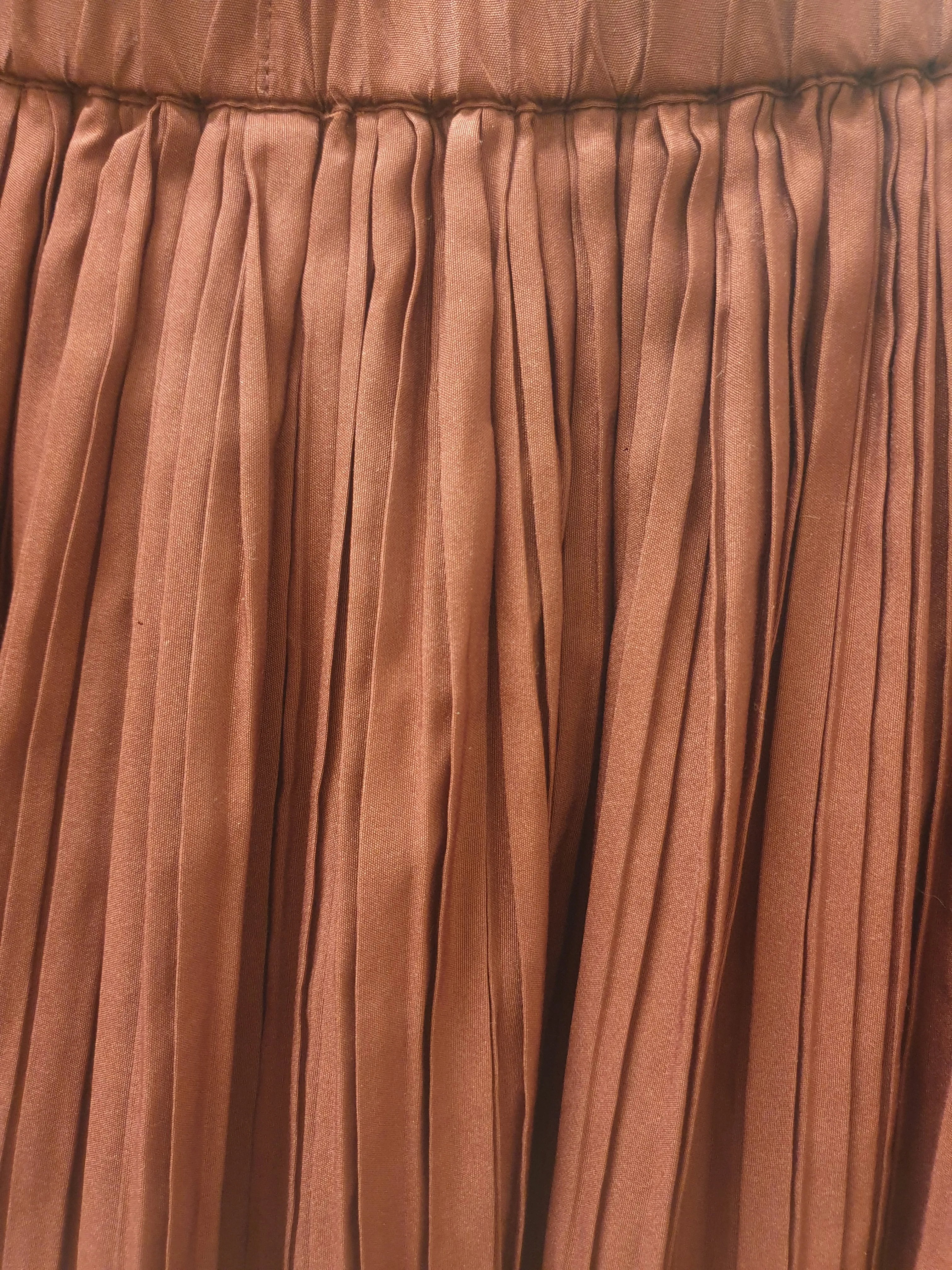 Gorman red pleated midi skirt size 10