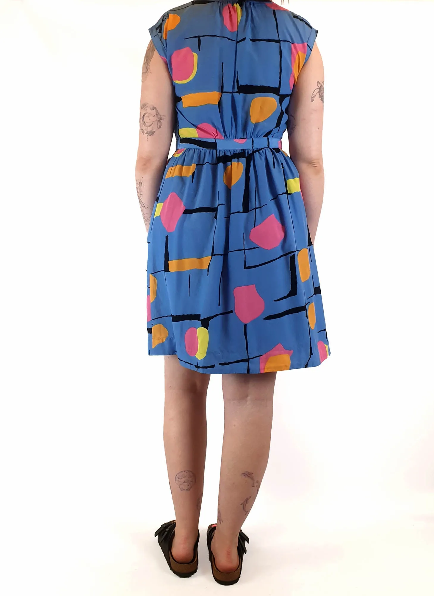 Leonard St blue print sleeveless dress size M