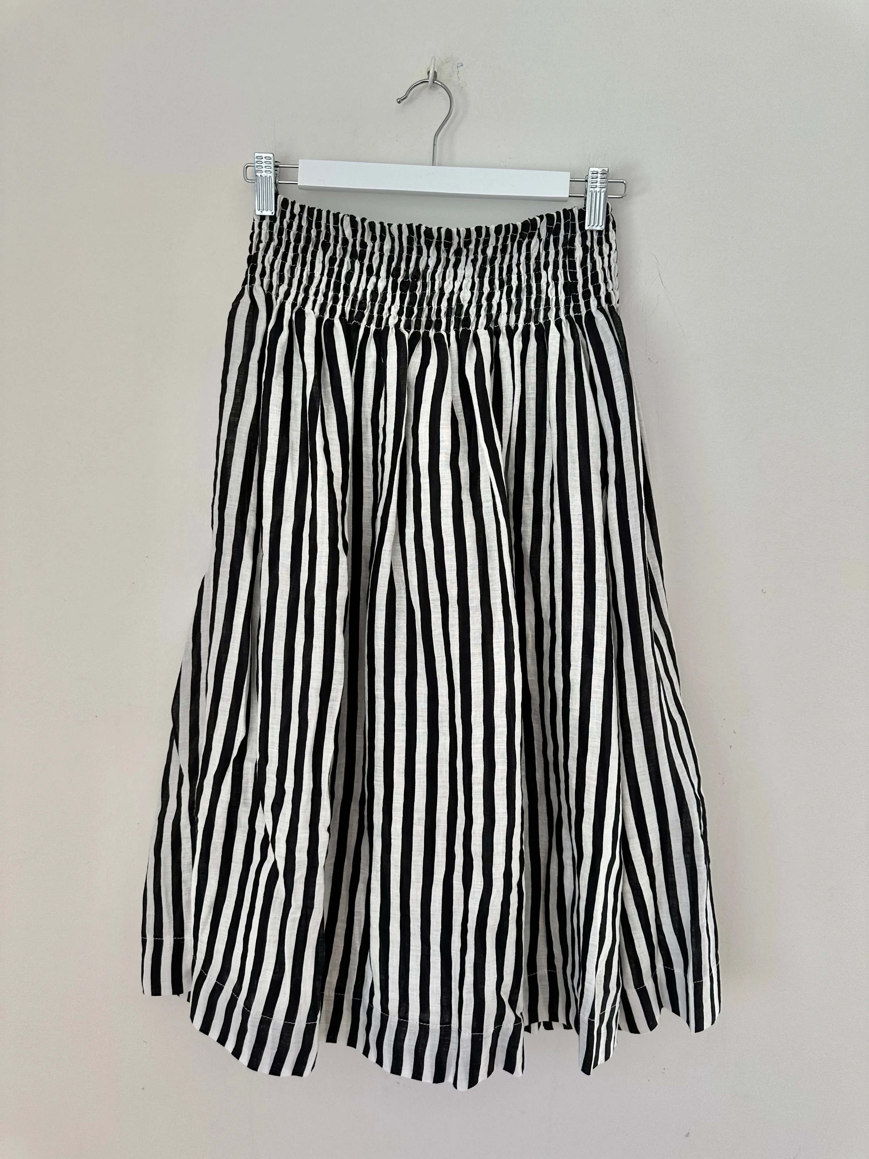 lola skirt-small black stripe linen