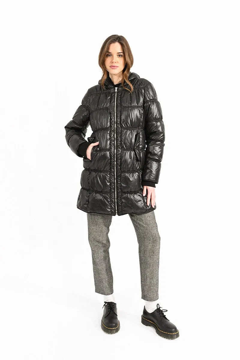 LONG HOODED DOWN JACKET