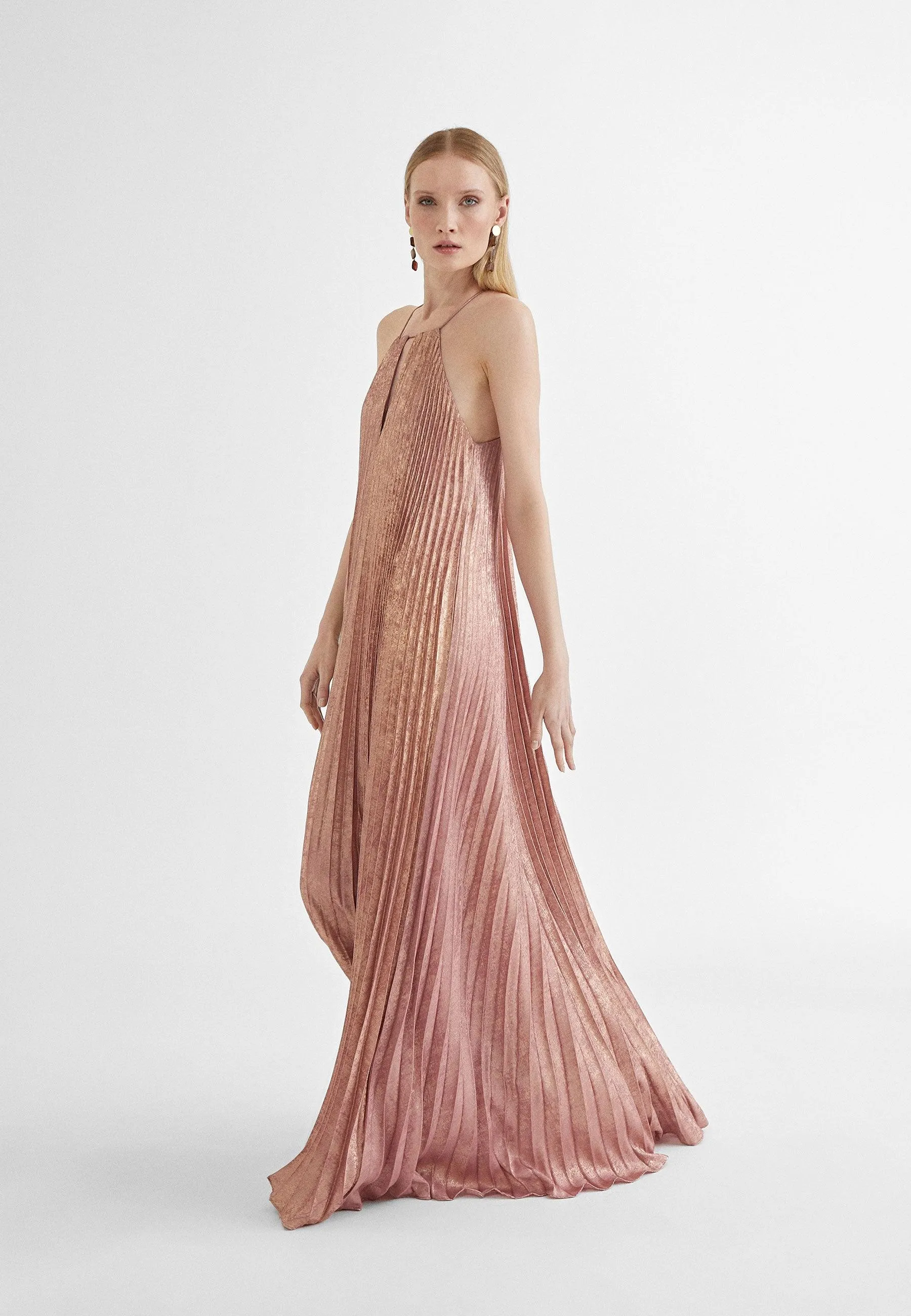 Long pleated dress