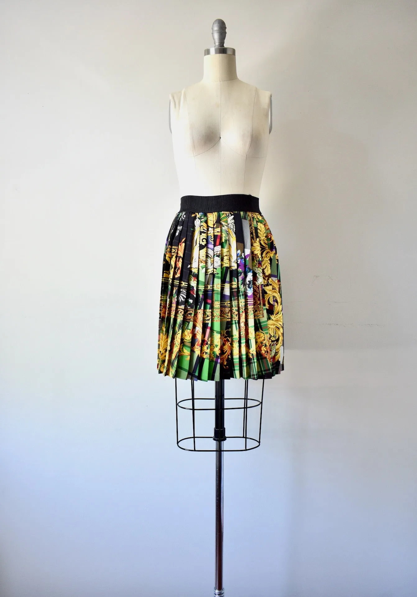 Multi color Pleated Skirt By Loredana of Italy From the 2019 Collection
