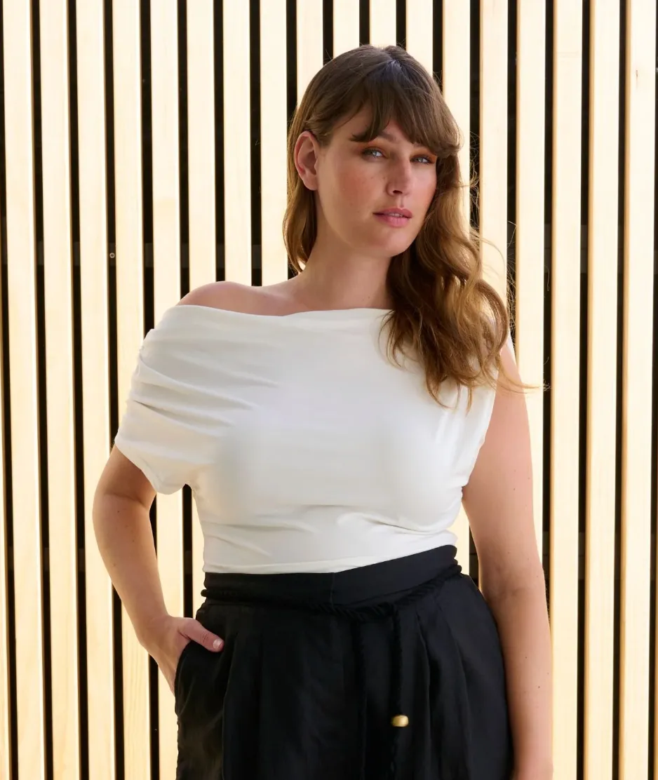 PLEAT TOP  IVORY Sz 14