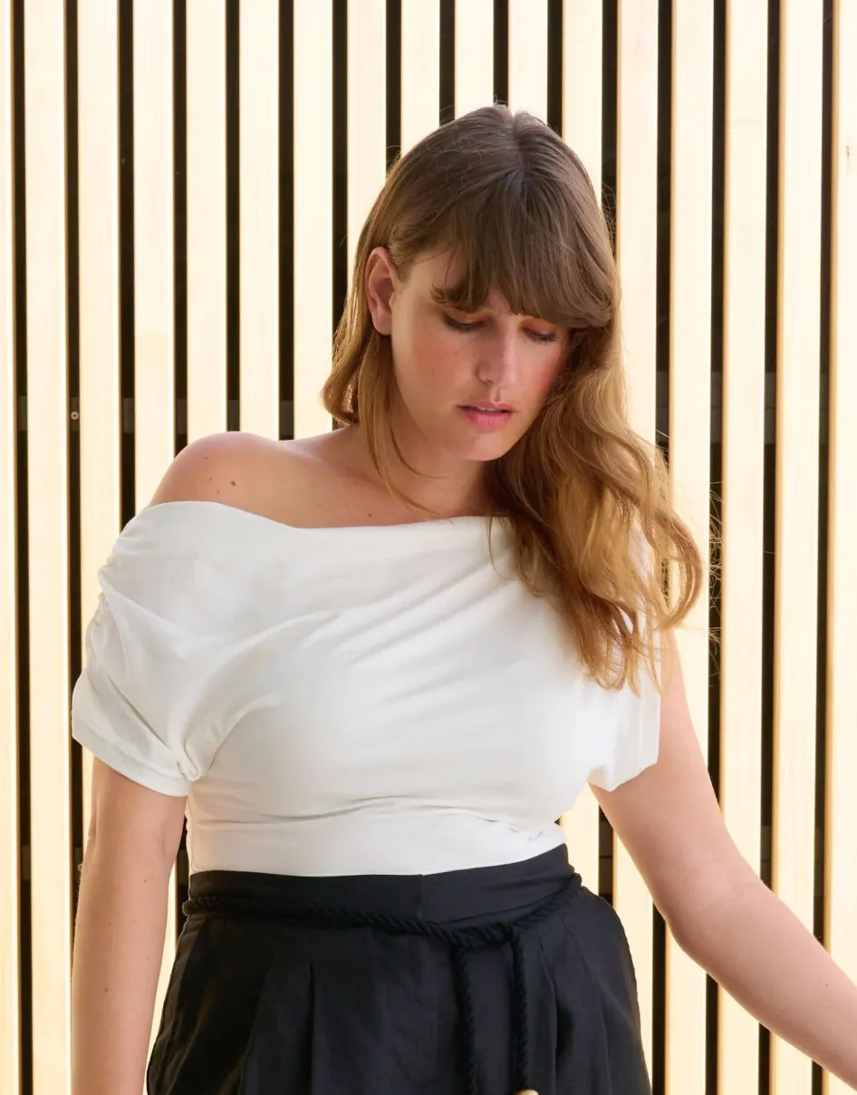 PLEAT TOP  IVORY Sz 14