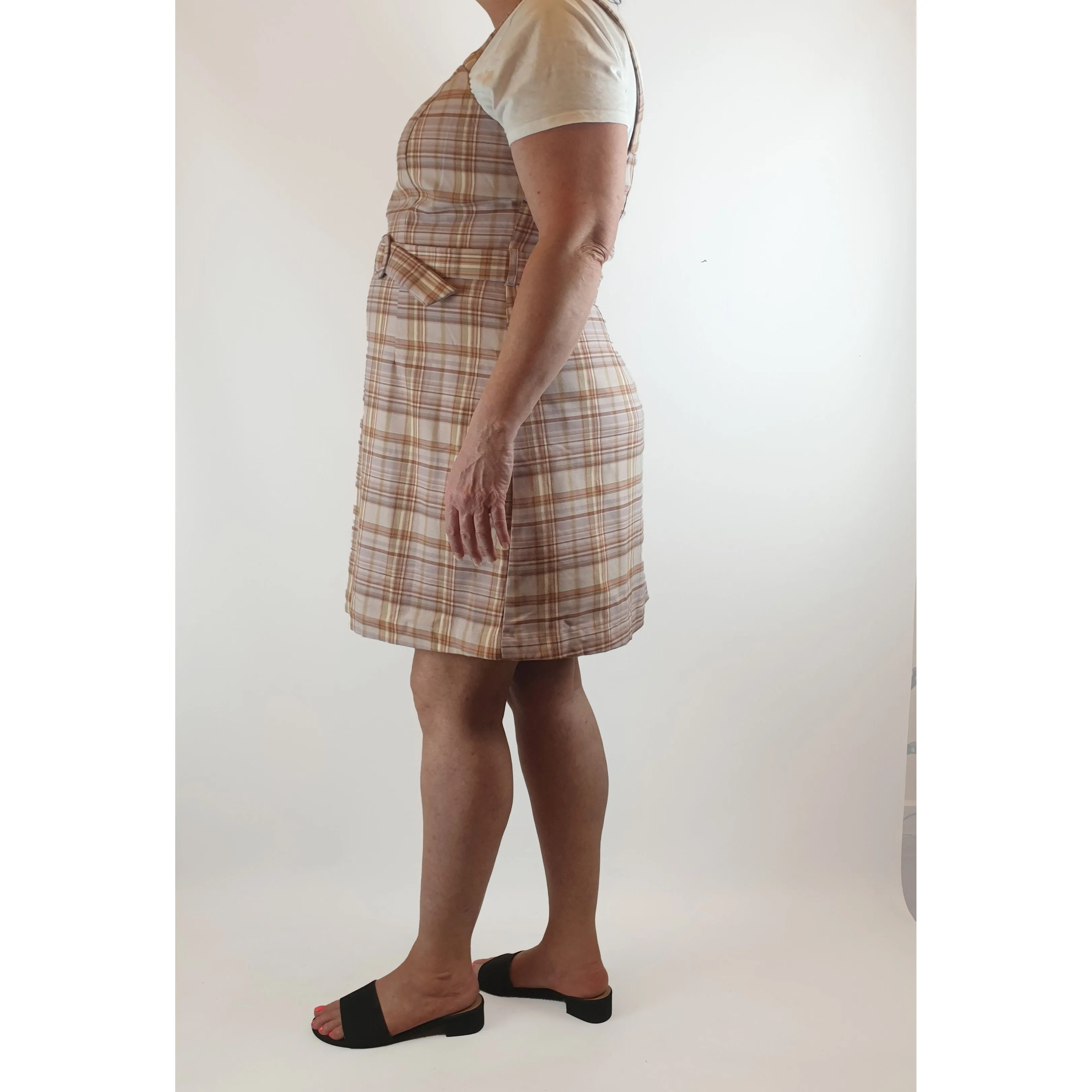 Princess Highway purple-based plaid sleeveless dress size 18