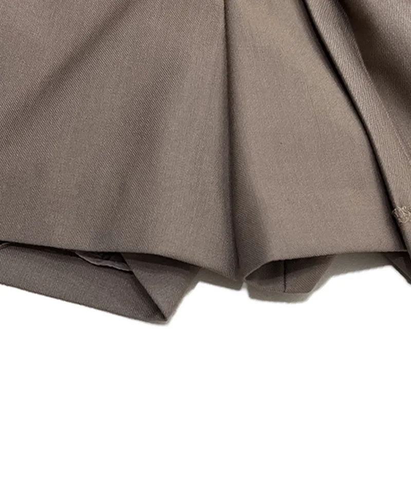 Q.C PLAY: Fall Renewal Unbalanced Pleated Wrap Skirt Shorts - 3 Colors