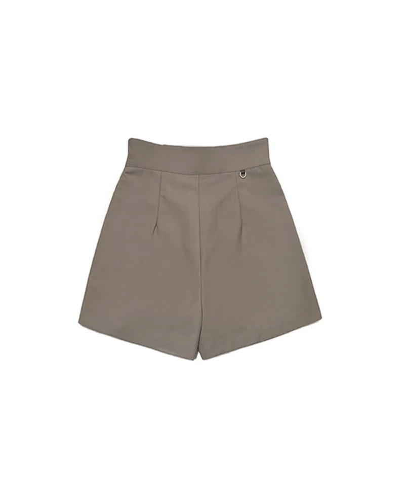 Q.C PLAY: Fall Renewal Unbalanced Pleated Wrap Skirt Shorts - 3 Colors