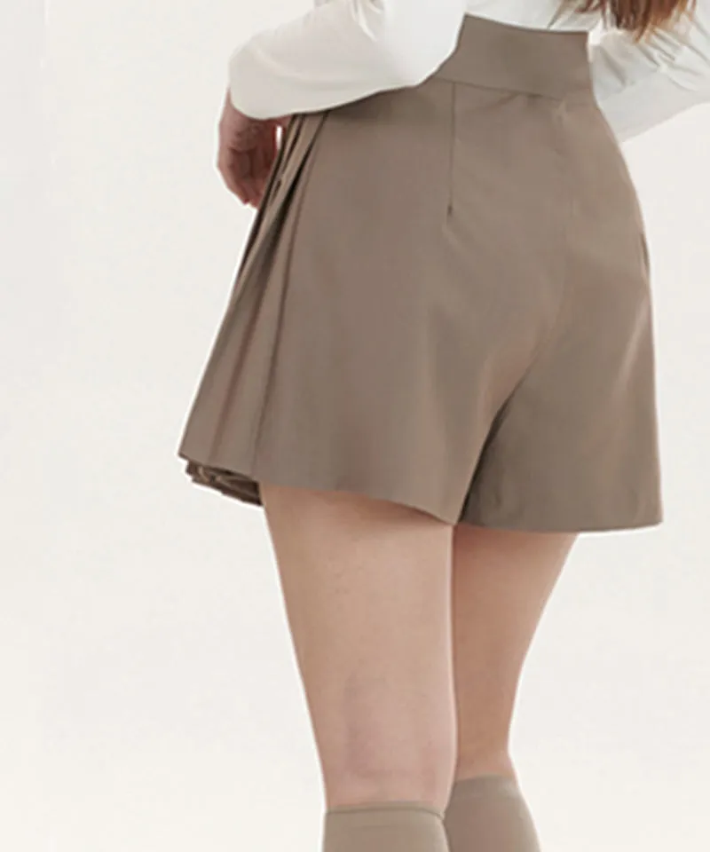 Q.C PLAY: Fall Renewal Unbalanced Pleated Wrap Skirt Shorts - 3 Colors
