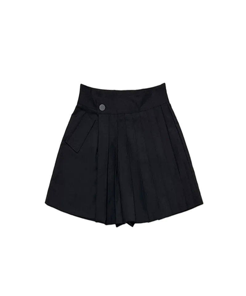 Q.C PLAY: Fall Renewal Unbalanced Pleated Wrap Skirt Shorts - 3 Colors