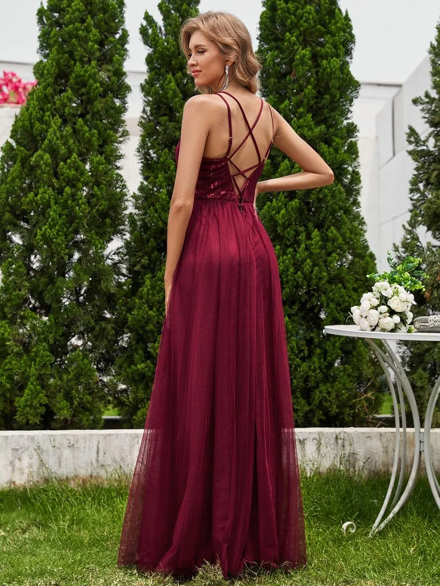 Robe de demoiselle d'honneur sans manches en tulle pailleté avec bretelles croisées dans le dos