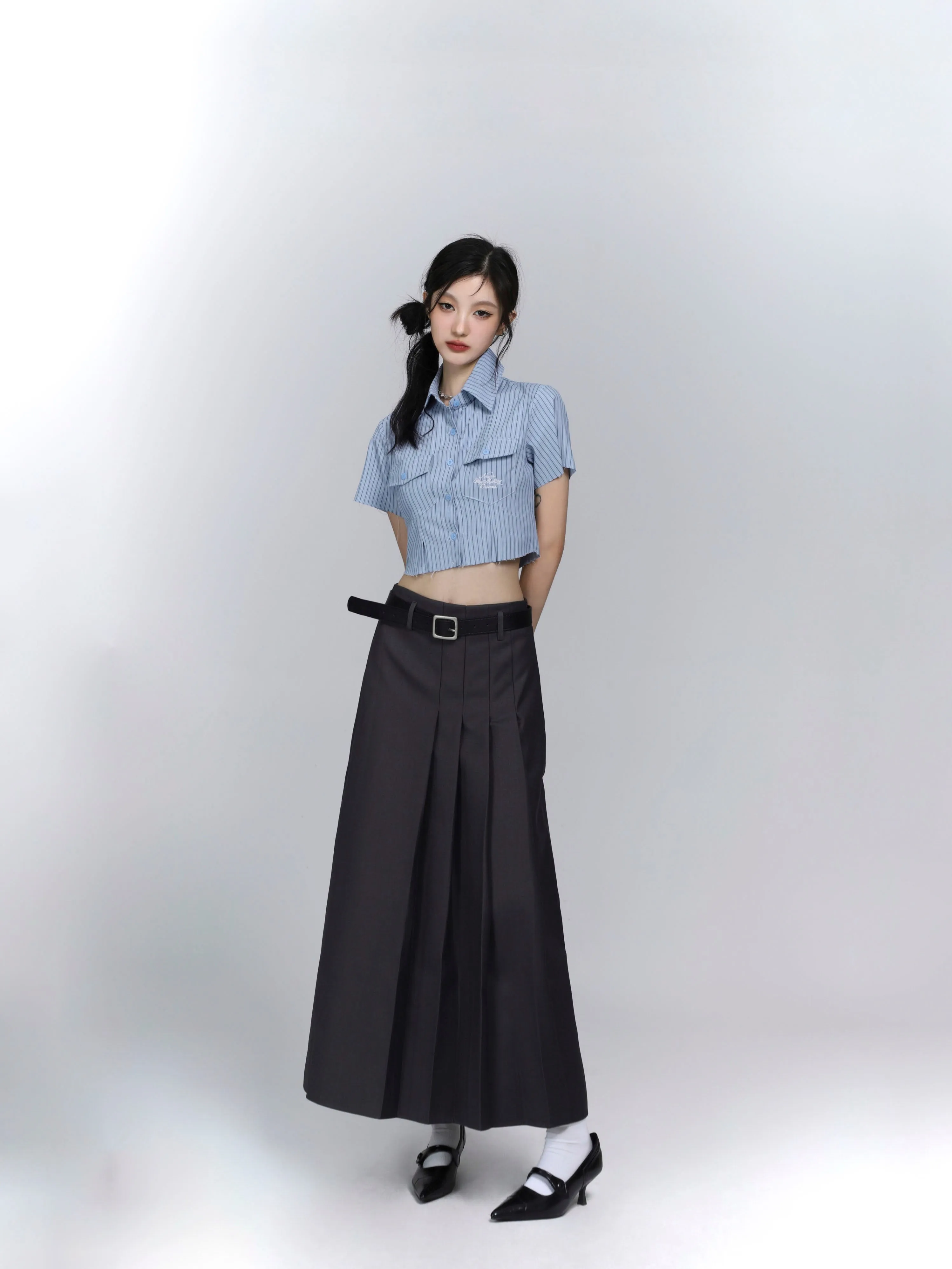 SA-line medium length pleated skirt