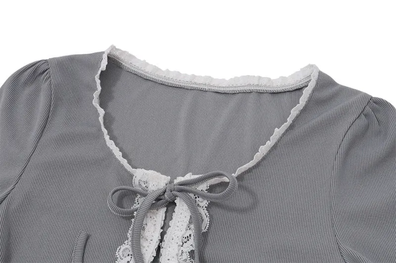 Sweet Lace Short-sleeved Top   Pleated Skirt Knitted suit