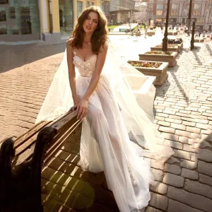 Sweetheart Spaghetti Straps Bride Dress Sexy Simple Beach Wedding Dress  Elegant 3D Flowers Beach Bridal Gown