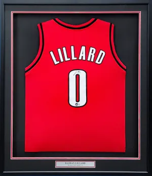 TRAIL BLAZERS DAMIAN LILLARD AUTOGRAPHED SIGNED FRAMED RED JERSEY BECKETT 202401