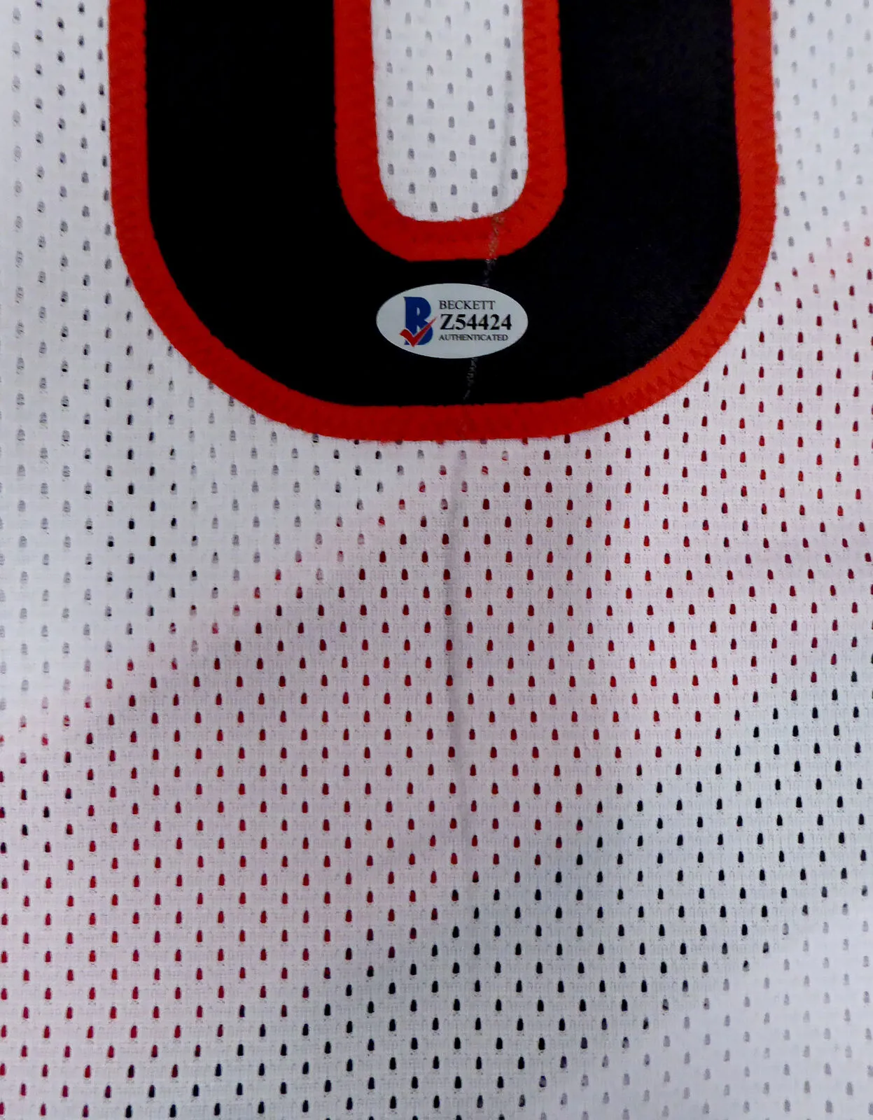 Trail Blazers Damian Lillard Autographed White Jersey (Mark) Beckett #Z54424