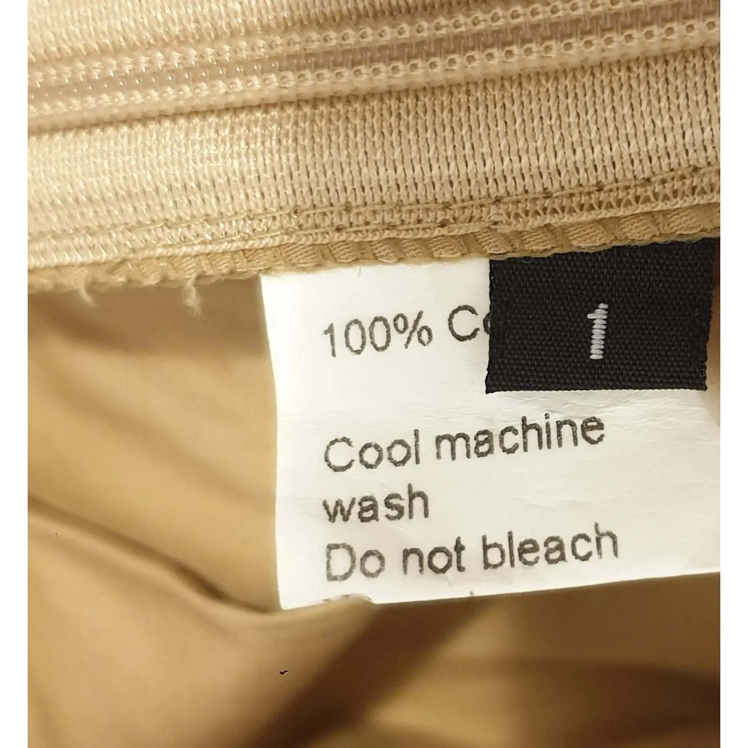 Wayne Cooper preloved beige 100% cotton high waisted pleated skirt size 1 (best fits size 8)