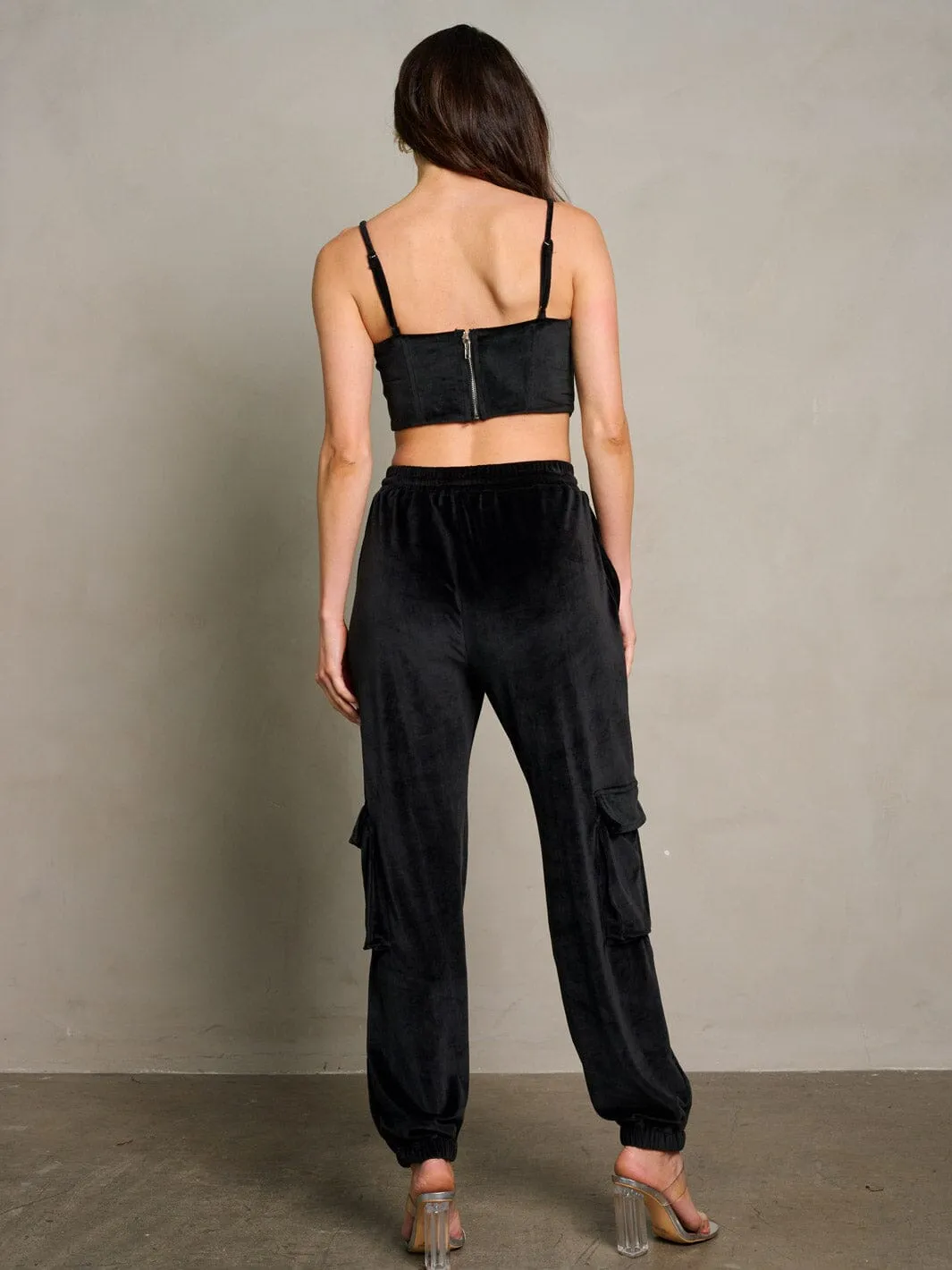 WOMEN'S SLEEVELESS CROP TOP & ELASTIC WAIST PANTS CARGO 2PC. SET